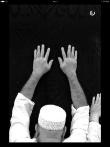 Lee más sobre el artículo Laylat-ul-Qadr: la Noche del Poder en la lengua árabe y su significado en Ramadán